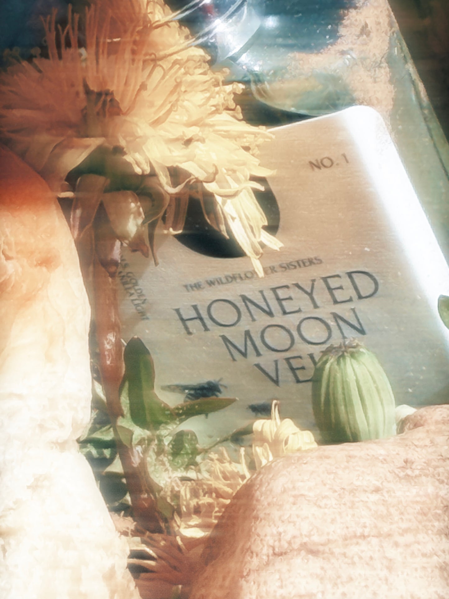 Honeyed Moon Veil — 10 ml Eau de Parfum
